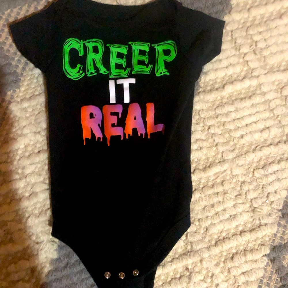 2 Halloween onesies